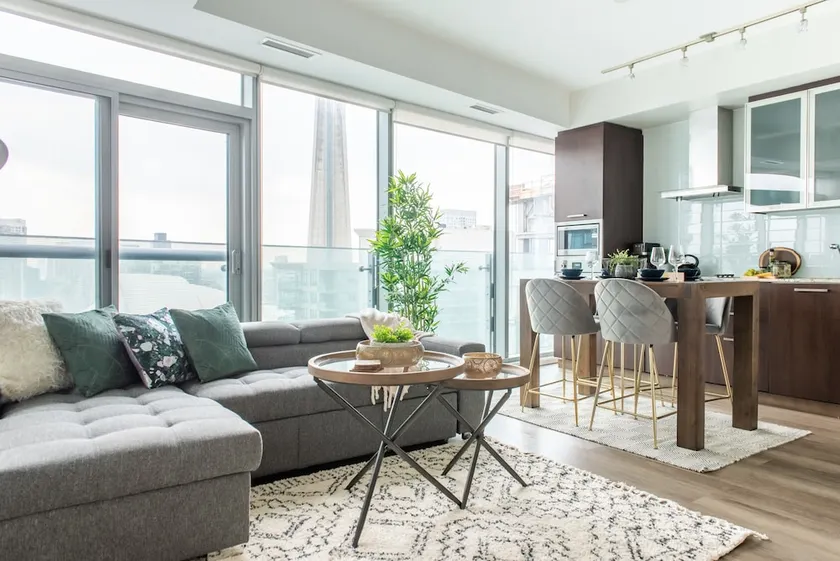 QuickStay - Trendy 2-Bedroom Condo (Amazing CN Tower Views) - Image 1