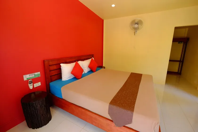 Bulan Bungalow Lanta - Image 1