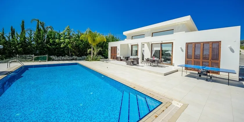 Oceanview Luxury Villa 069 - Image 1