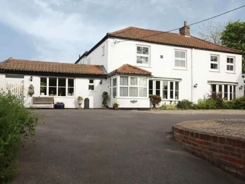 St. Edmundsbury Bed and Breakfast - Image 1