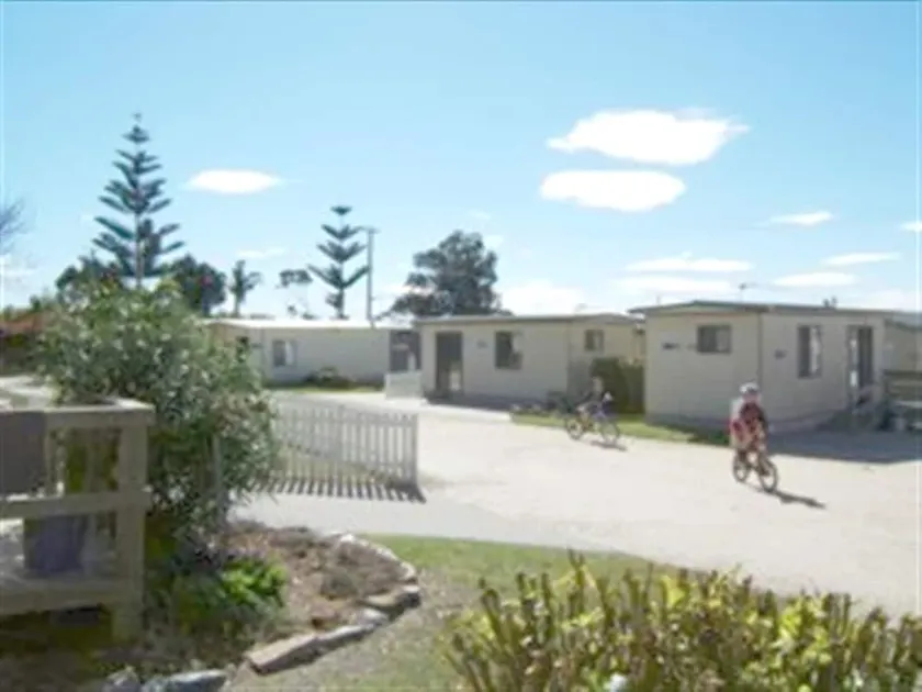 Hillcrest Tourist Park - Image 1
