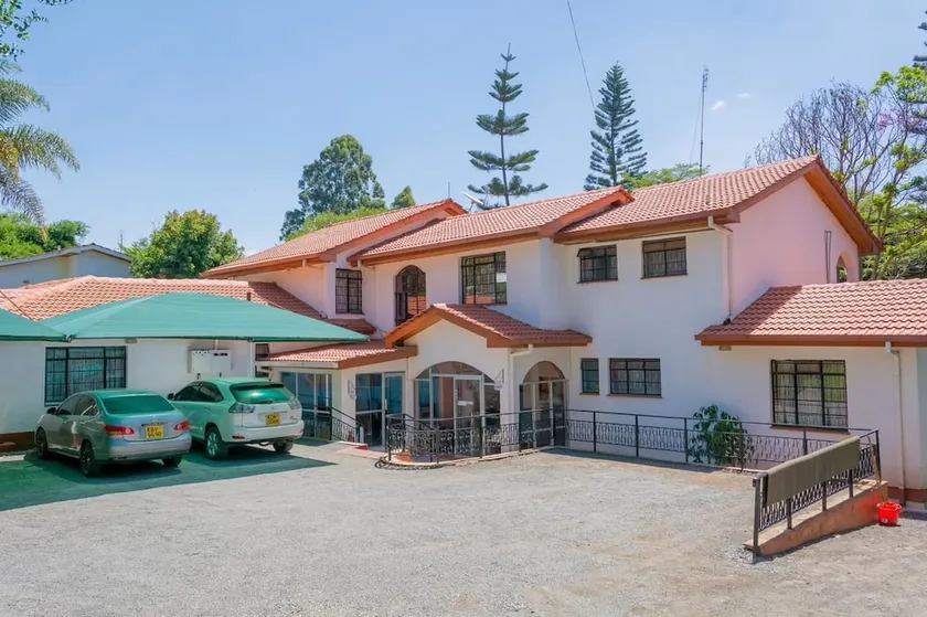 Alpha Queens Home - Image 1