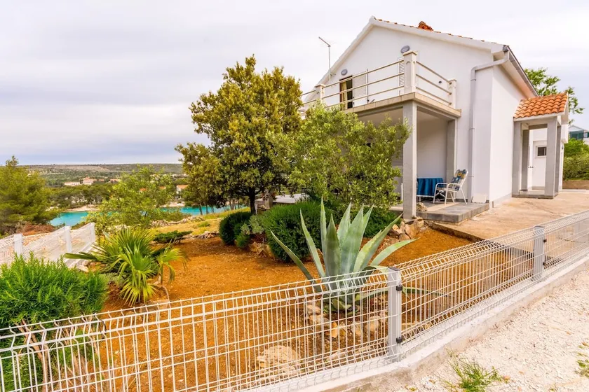 House With 3 Bedrooms in Milna, With Wonderful sea View, Furnished Garden and Wifi - 70 m From the Beach - Image 1