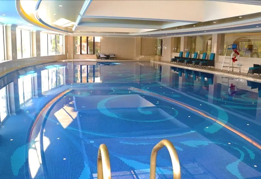 Wyndham Grand Plaza Royale Lake Crouching Dragon Resort Nanjing - Image 1