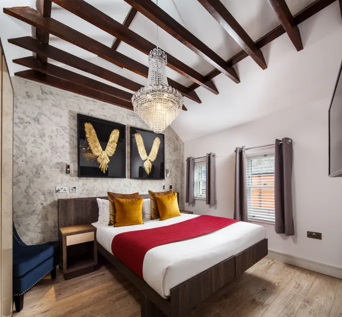 Signature Suites - Image 1