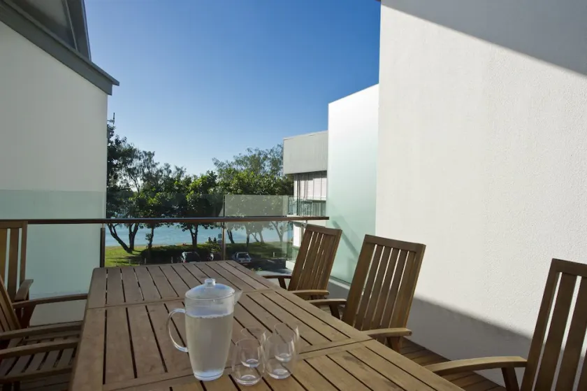 Maggies Beachfront Apt. 6 - Image 1