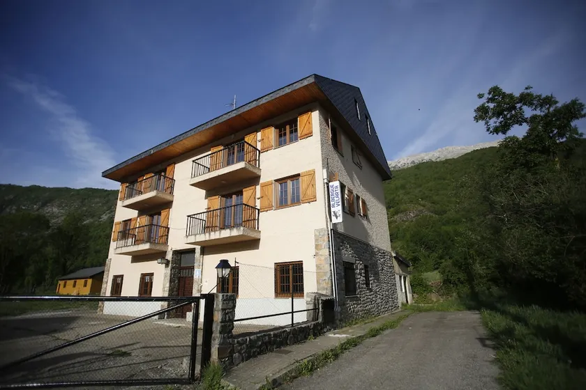 Albergue Velarta - Image 1
