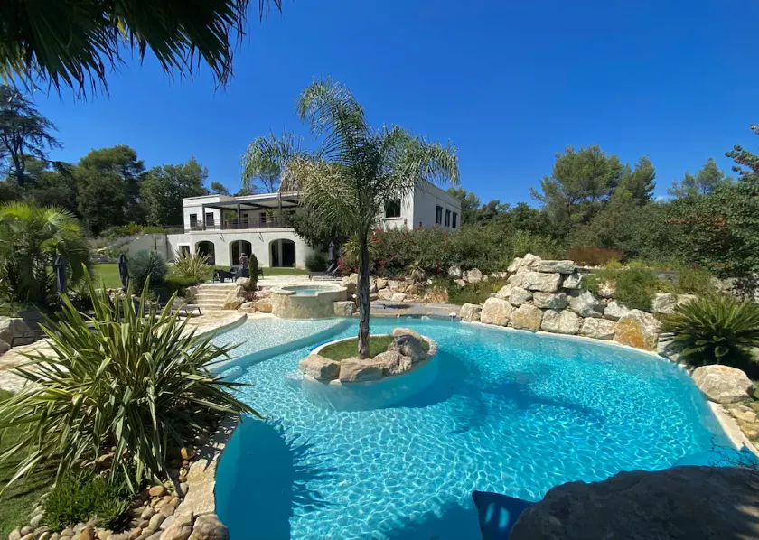Villa des Cabres - Image 1
