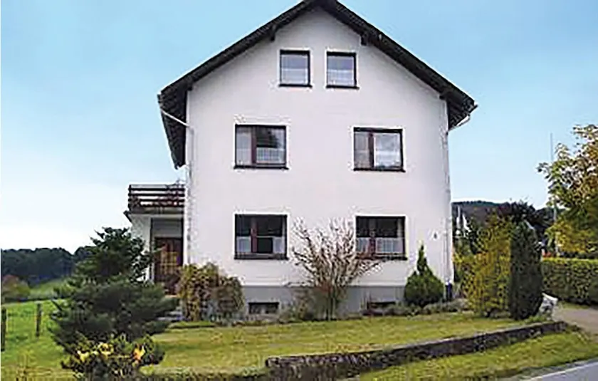 Beautiful Home in Medebach-düdinghausen With 6 Bedrooms and Wifi - Image 1