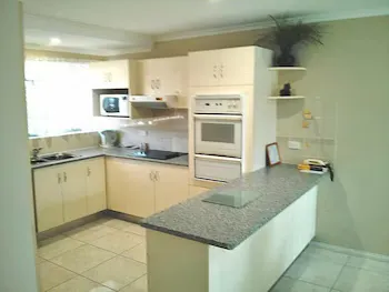 Bay Hideaway Resort - Image 1