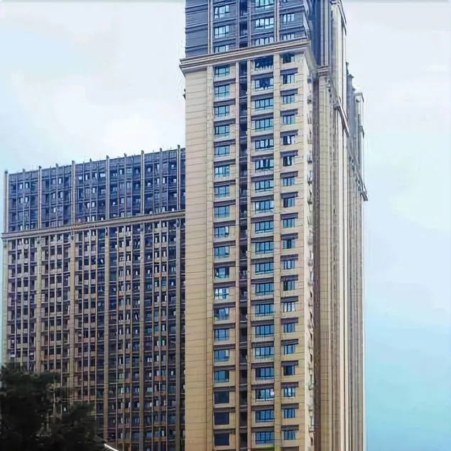 Longcheng Hotel - Image 1