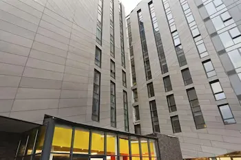 The Paramount - Image 1
