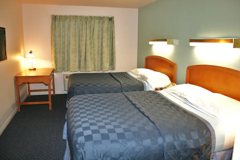 Titta Inn - Image 1