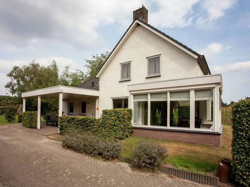 Majestic, large holiday home near Leende, detached and located between meadows and forests - Image 1