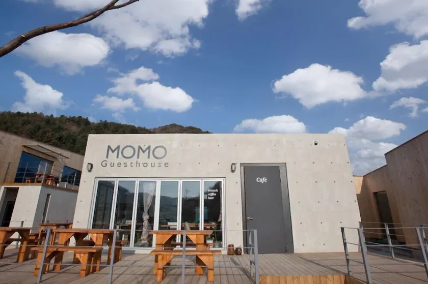 Momo Pension - Image 1