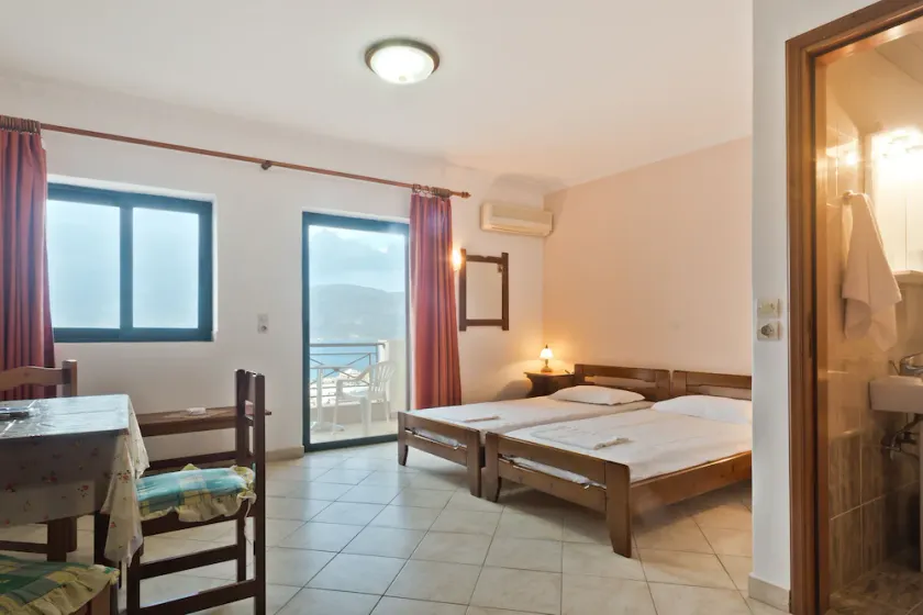 Fronis Apartment - Image 1