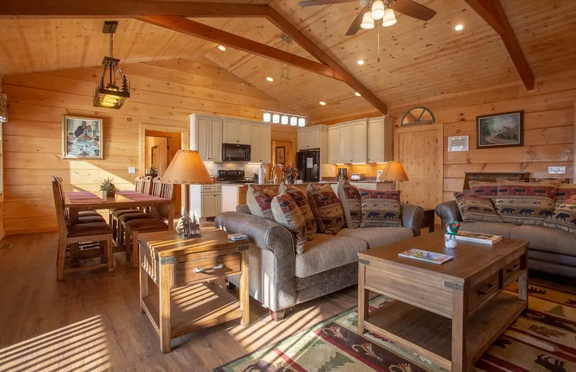 Teal's Treasure 3 Bedroom Home by Redawning - Image 1