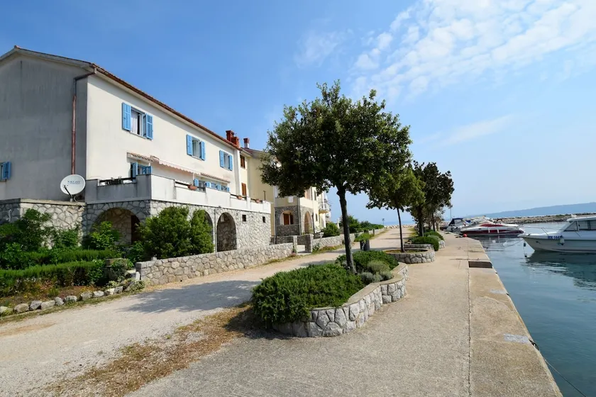 Guest House Keti - Image 1