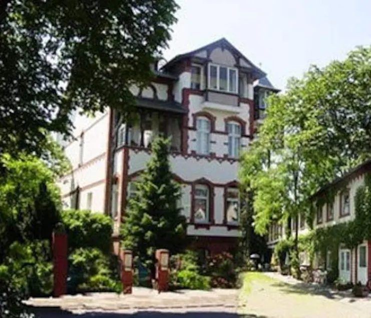 ApartHotel Landhaus Lichterfelde - Image 1