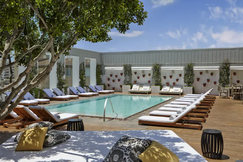 The Valorian West Hollywood, Curio Collection by Hilton - Image 1