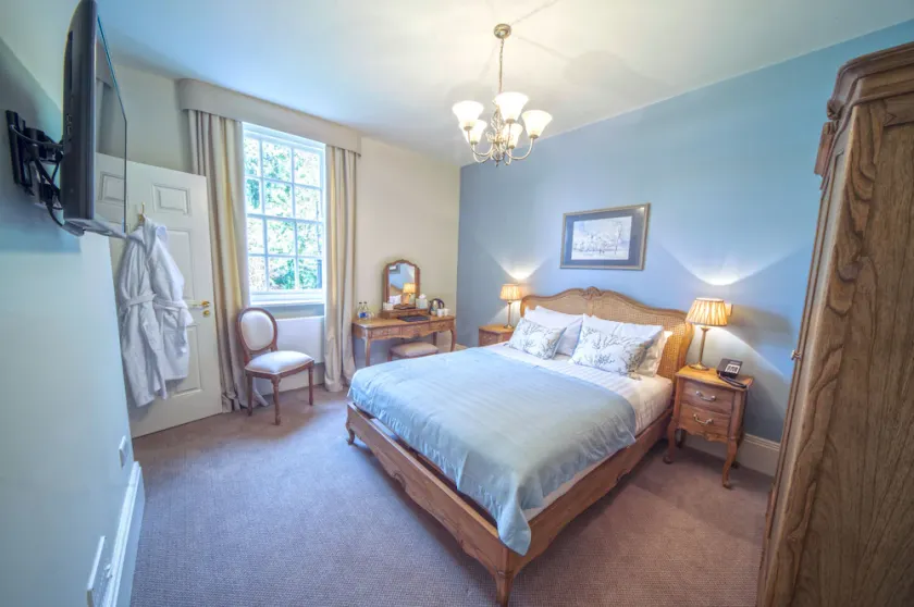 Catthorpe Manor Estate - Image 1