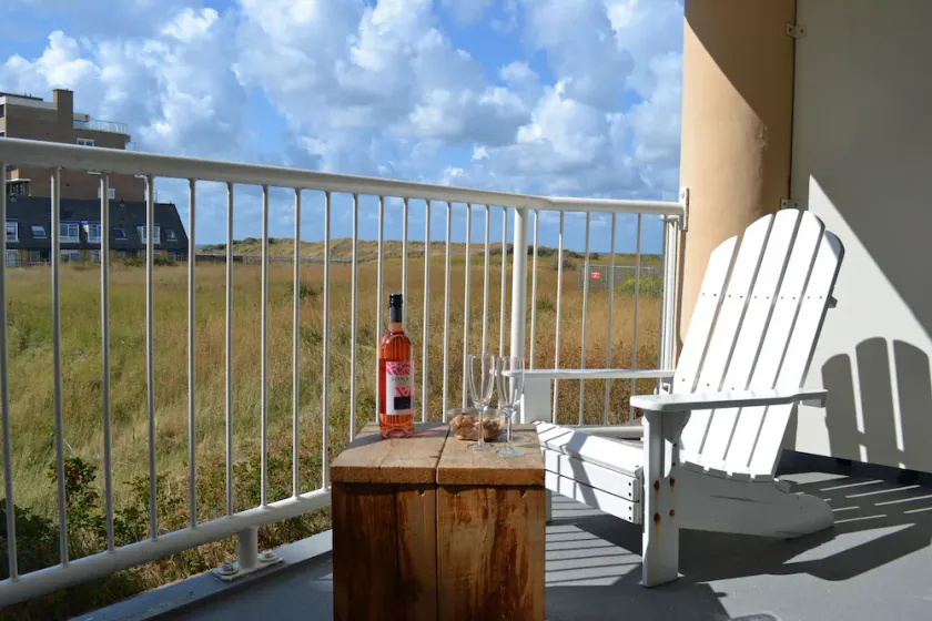 Beach House SEA-side - Image 1