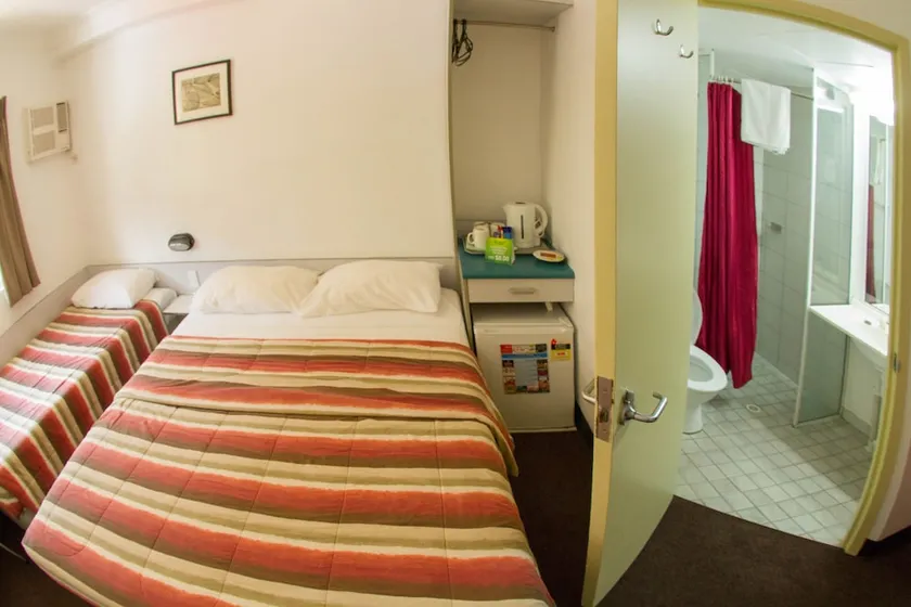Value Inn - Image 1