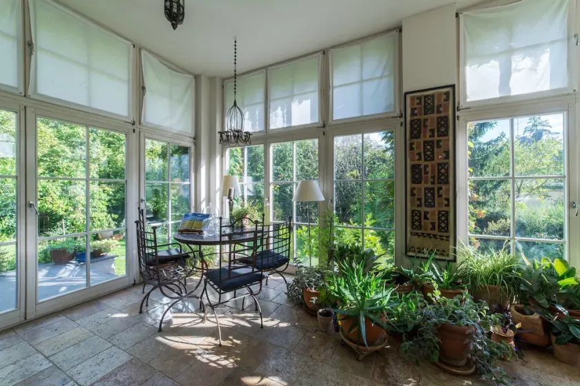 Embassy Row BnB - Image 1