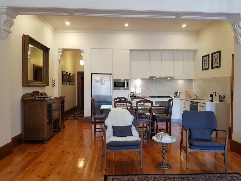 Adelaide Accommodation - Image 1
