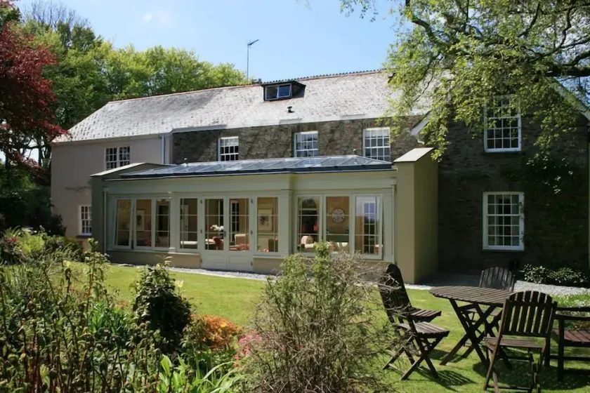 The Old Rectory Hotel - Image 1