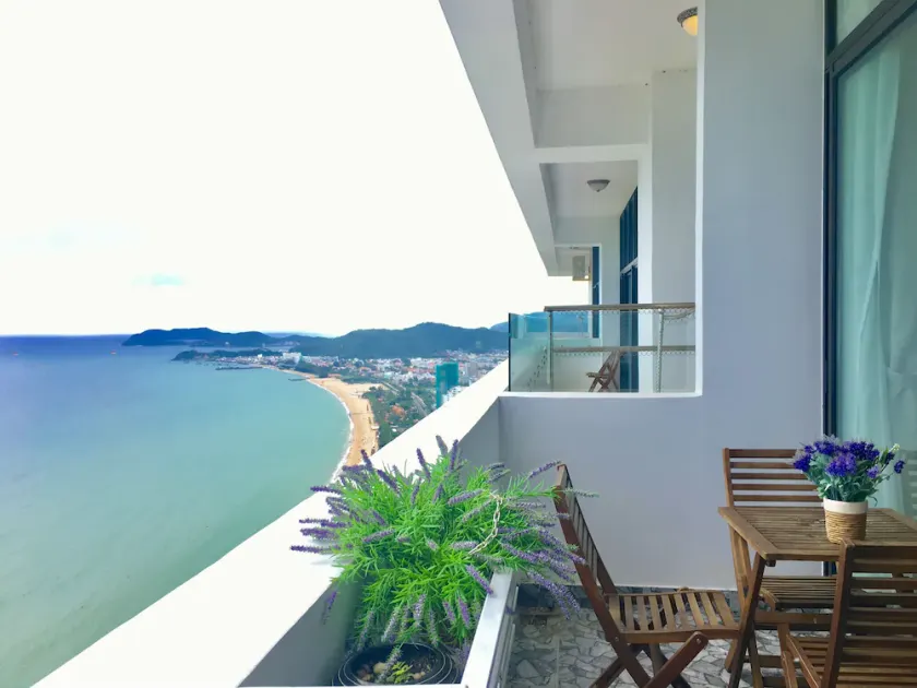 Nha Trang Beach Apartments - Image 1