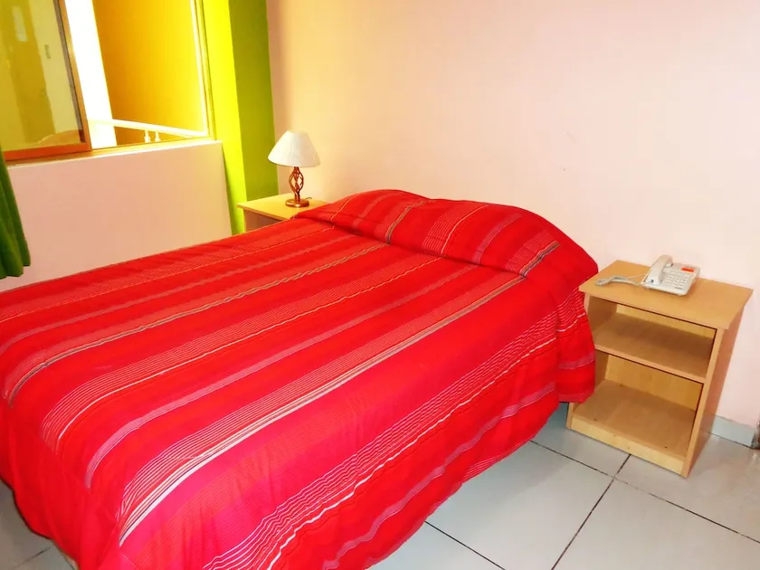 Palacio del Sol Hotel - Image 1
