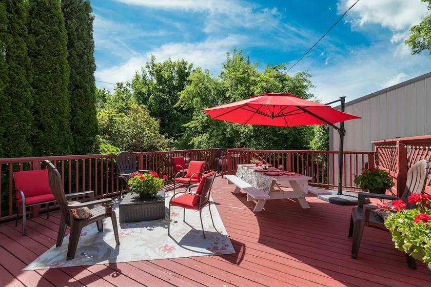 The Ivy - 5 Br Home - Image 1
