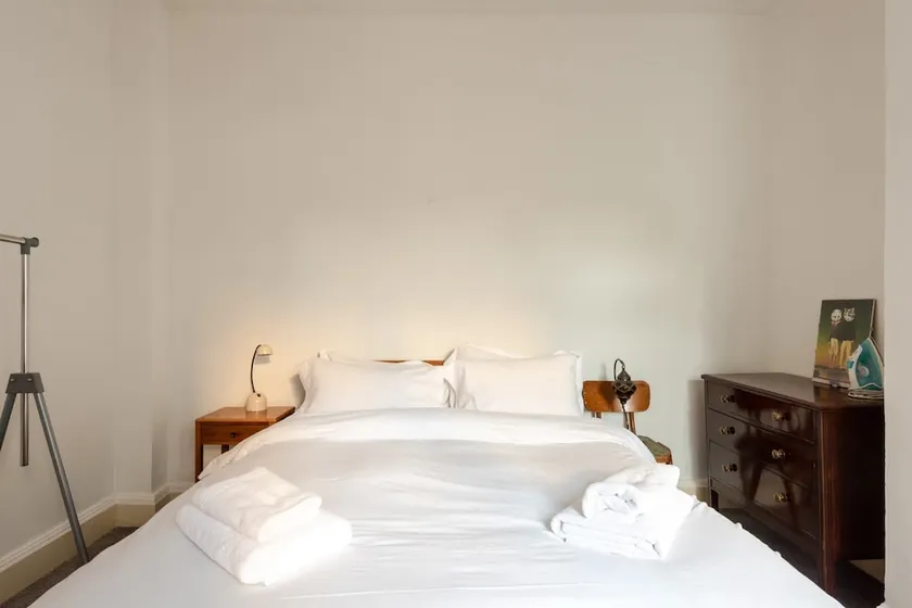 Lovely Home for 2 Near Station - Image 1