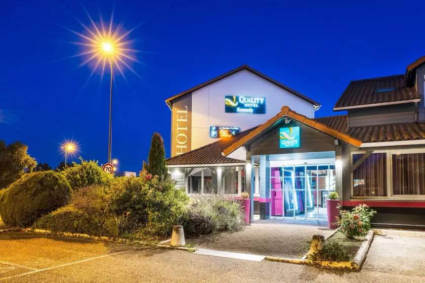 Quality Hotel Clermont Kennedy - Image 1