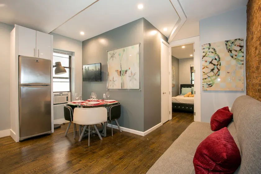Central Harlem Renovated Apartments - Image 1