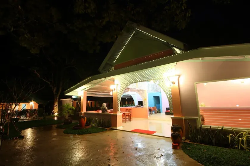Baan Dahla Resort - Image 1