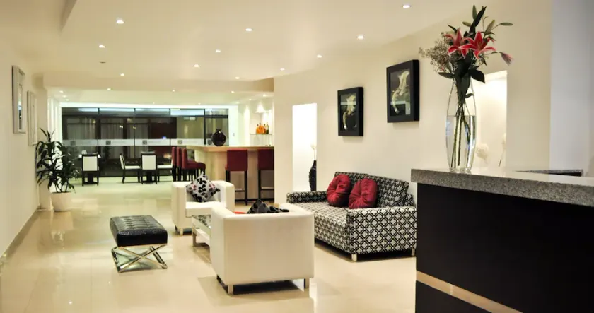 Miraflores Boutique Hotel - Image 1