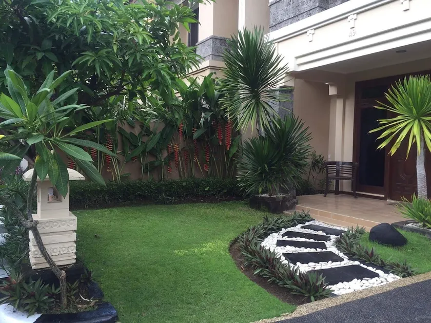Kuta Holiday Villas - Image 1