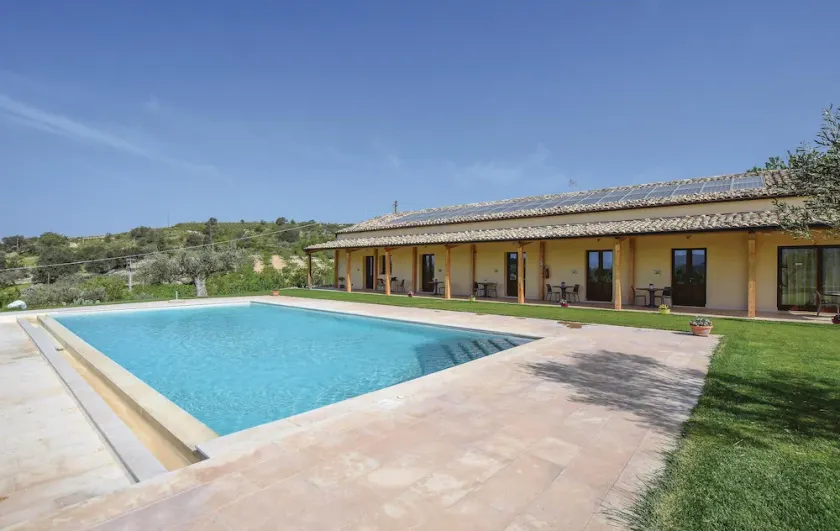 Oriental Sicily Muti Rural Cottages - Image 1