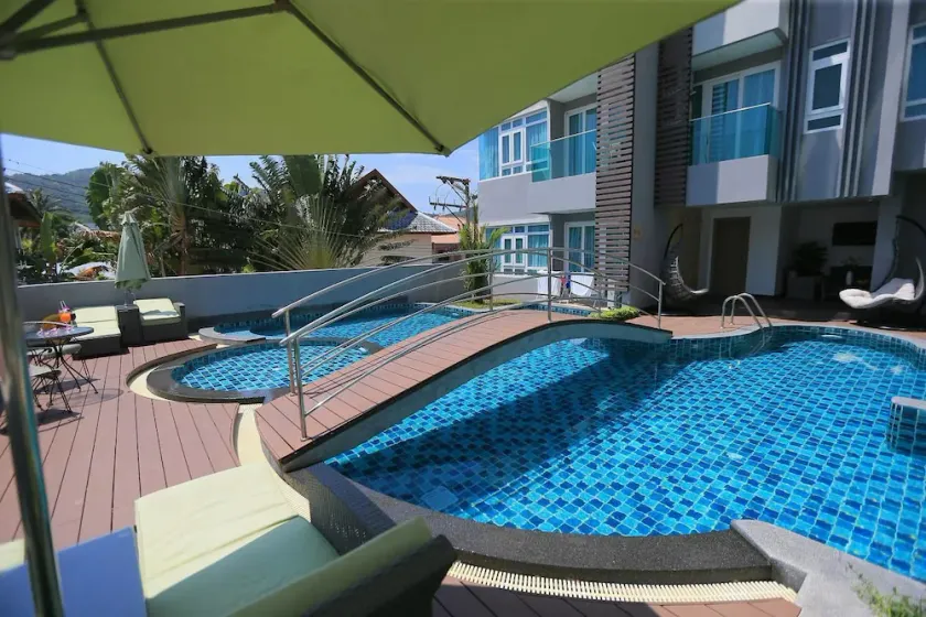 Modern Condo Nai Harn Beach - Image 1