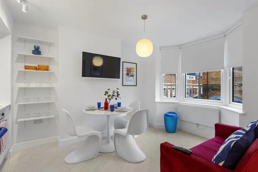 OnPoint -3 Bed House - Parking - Image 1