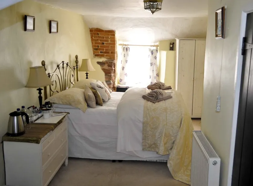 The Stags Head Inn - Image 1