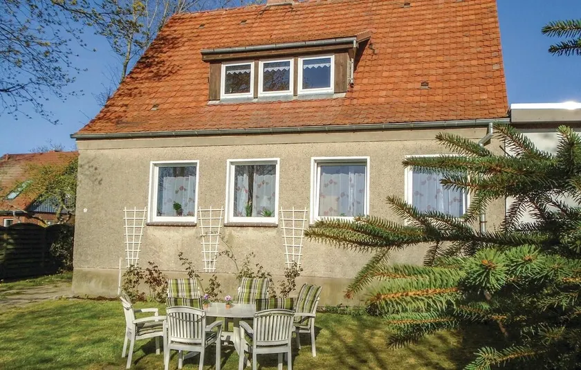 Stunning Home in Insel Poel/timmendorf With 3 Bedrooms - Image 1
