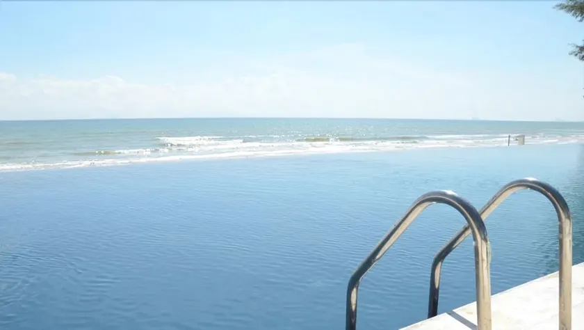 Villa Danialla Beach Resort - Image 1