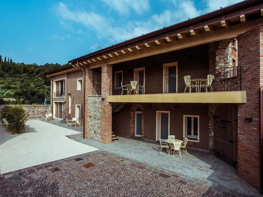 Villa Fontanelle Gardapartments - Image 1