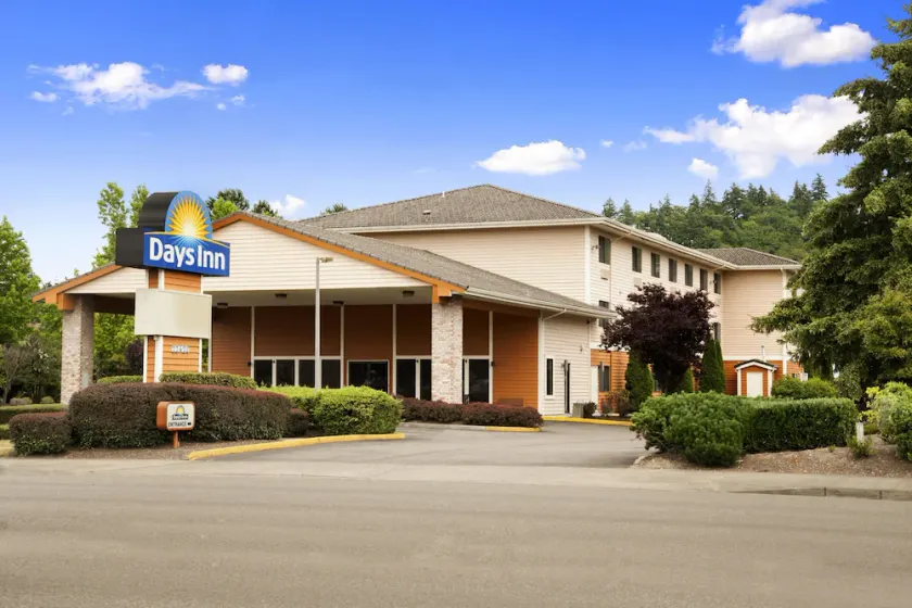 Colony Inn - Image 1