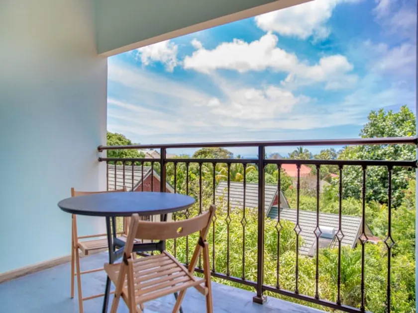 3 bedrooms appartement at Au Cap 100 m away from the beach with sea view enclosed garden and wifi - Image 1