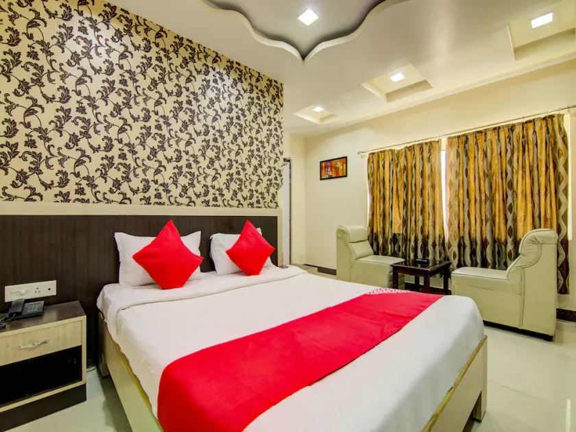 Hotel Ruchi by OYO Rooms - Image 1
