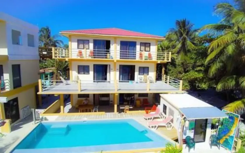 The Club At Caye Caulker - Image 1